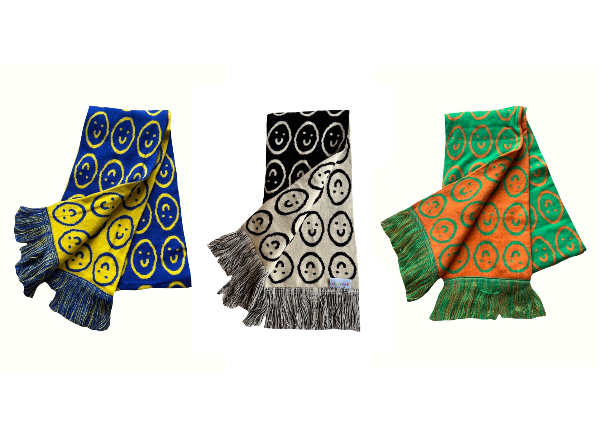 REVERSIBLE SCARFS